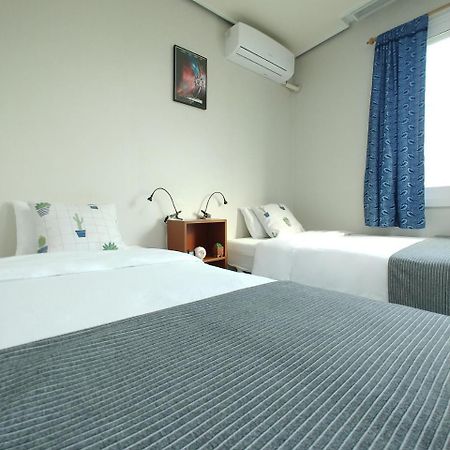 เฮาส์ อิแตวอน Hostel โซล ภายนอก รูปภาพ